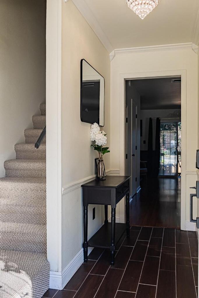Cozy Townhome Retreat With King Bed Near I-10, Capitol, Fsu & Famu Талахаси Екстериор снимка