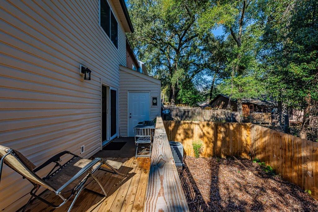 Cozy Townhome Retreat With King Bed Near I-10, Capitol, Fsu & Famu Талахаси Екстериор снимка