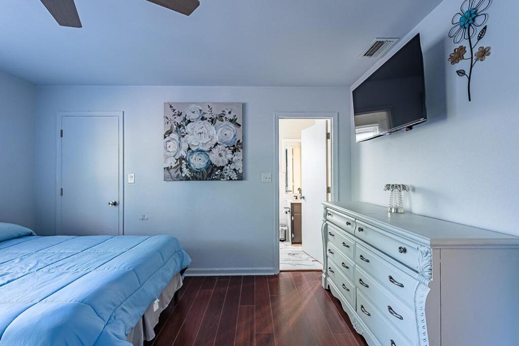 Cozy Townhome Retreat With King Bed Near I-10, Capitol, Fsu & Famu Талахаси Екстериор снимка