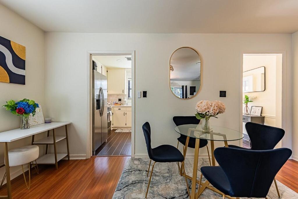 Cozy Townhome Retreat With King Bed Near I-10, Capitol, Fsu & Famu Талахаси Екстериор снимка